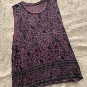 3 for $10•AEO soft & sexy floral paisley tank